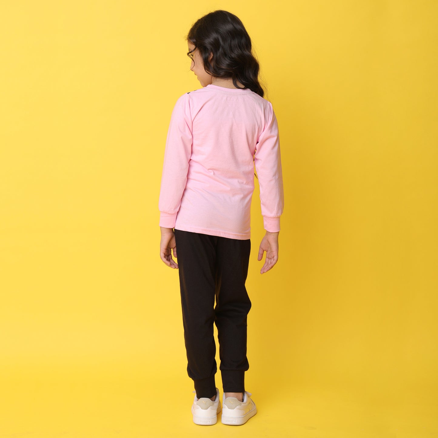 KUCHIPOO  @DISNEY Girls T-Shirts and Trackpants Set