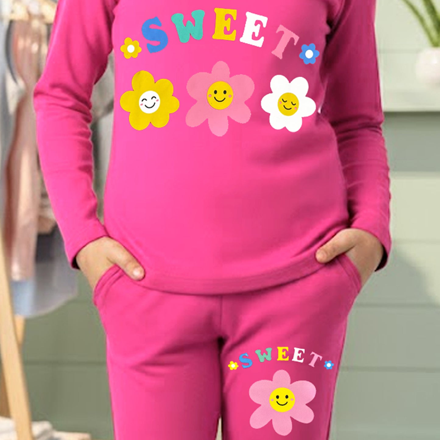 Kuchipoo Girls Regular Fit Cotton T-Shirt and Trackpant Set With Pocket