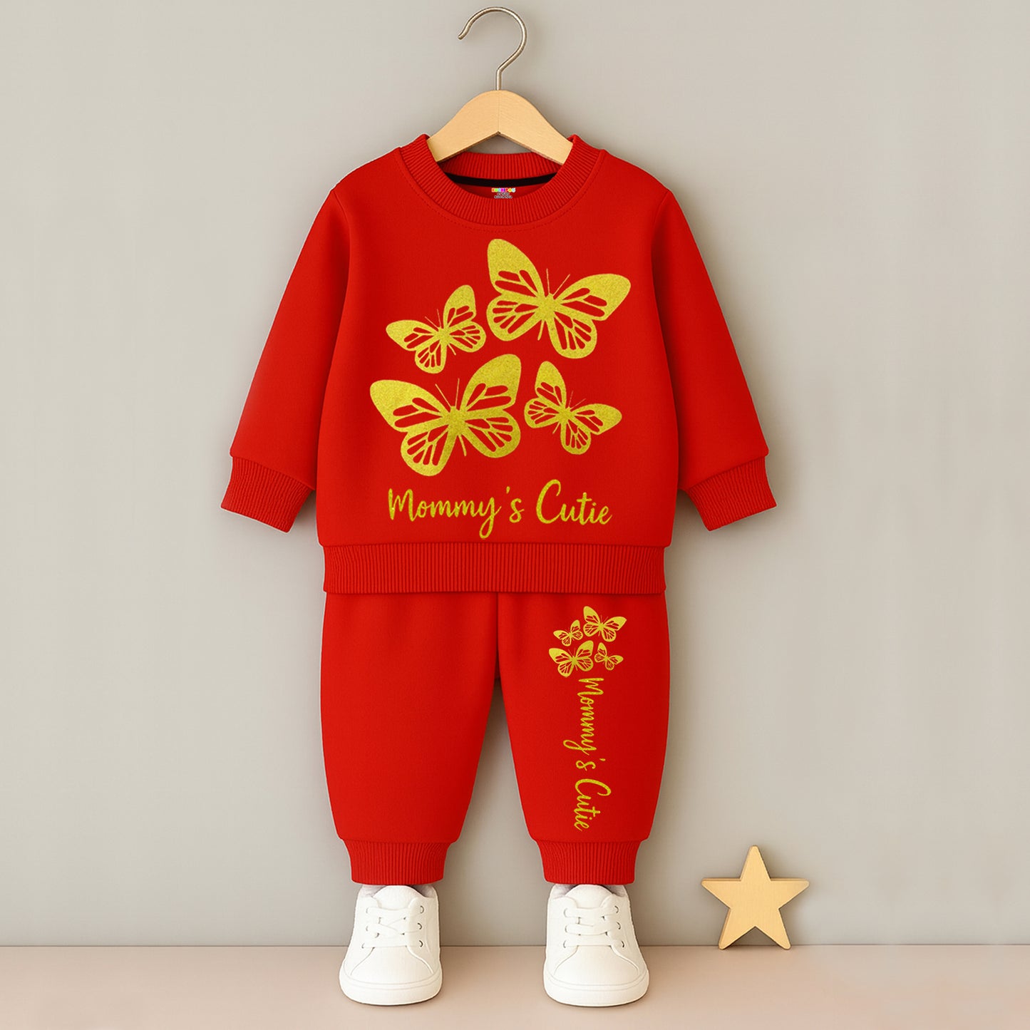 Kuchipoo Girls Winterwear Sweatshirt and Trackpant Set With Pocket