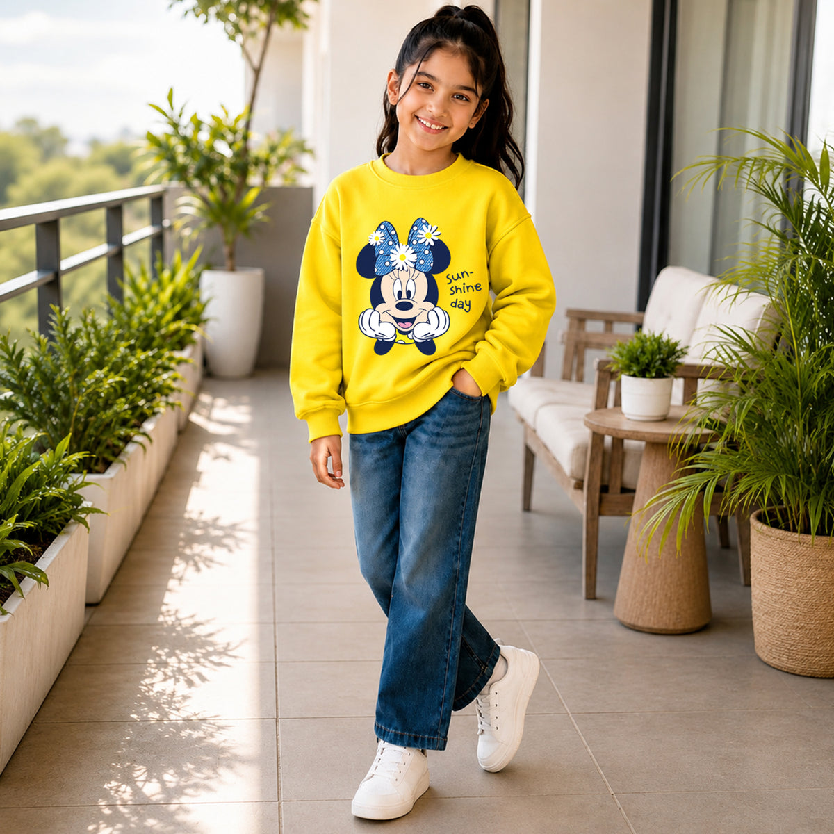 Kuchipoo © Disney Girls Minnie Mouse Graphic Printed Full Sleeve Round Neck Sweatshirt | Regular Fit Winterwear