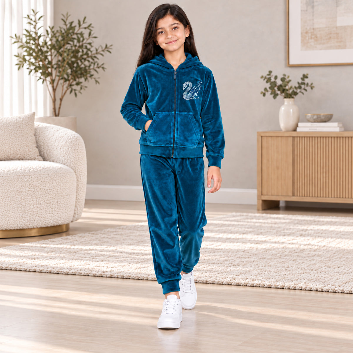 Kuchipoo Girls Velvet Zipper Hooded Sweatshirt & Jogger Set | Soft Velour Zip-Up Hoodie with Kangaroo Pockets & Pajama | Warm Full Sleeve Winterwear (Copy)