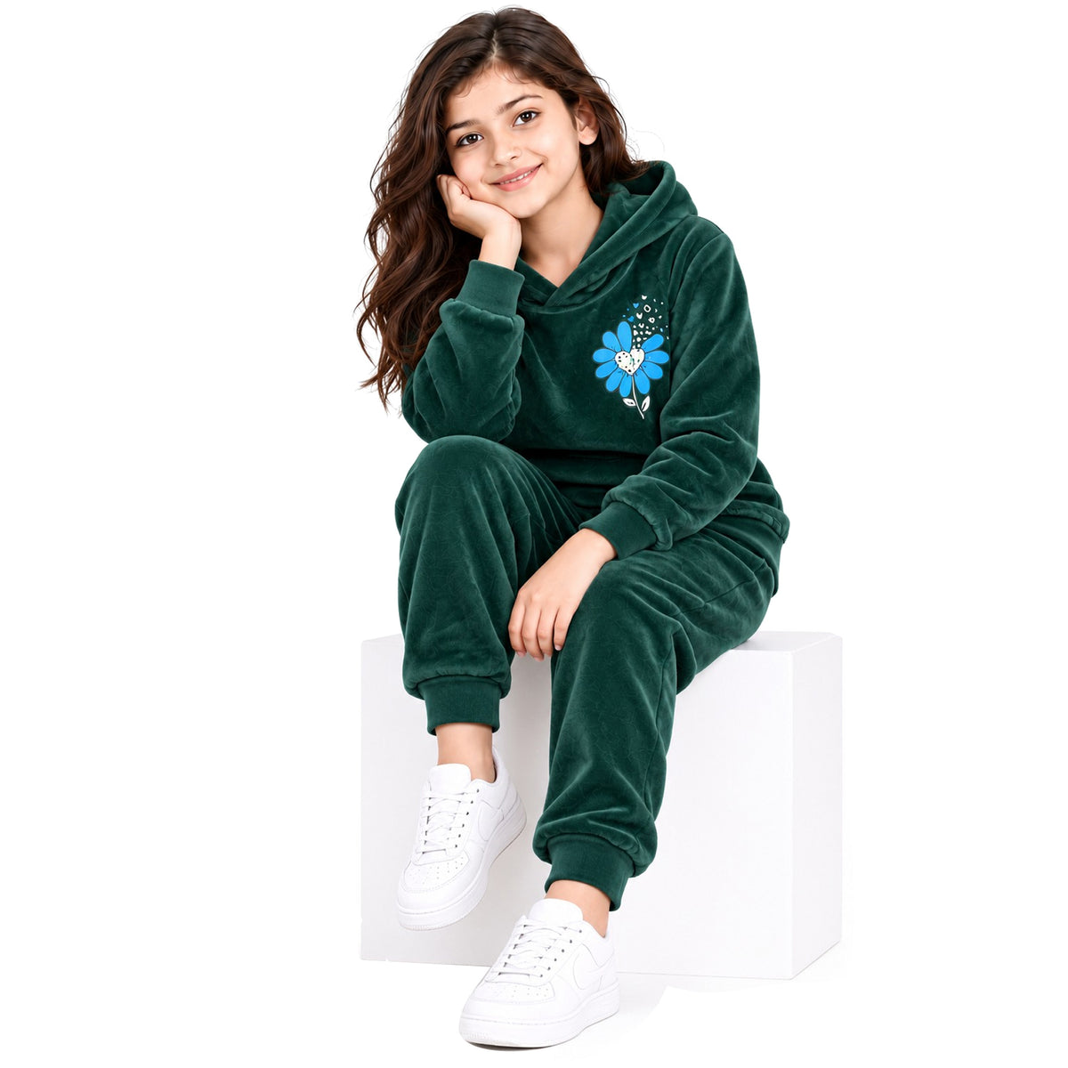 Kuchipoo Girls Velvet Hooded Sweatshirt & Jogger Set | Soft Velour Hoodie with Kangaroo Pocket & Pajama | Warm Full Sleeve Winterwear