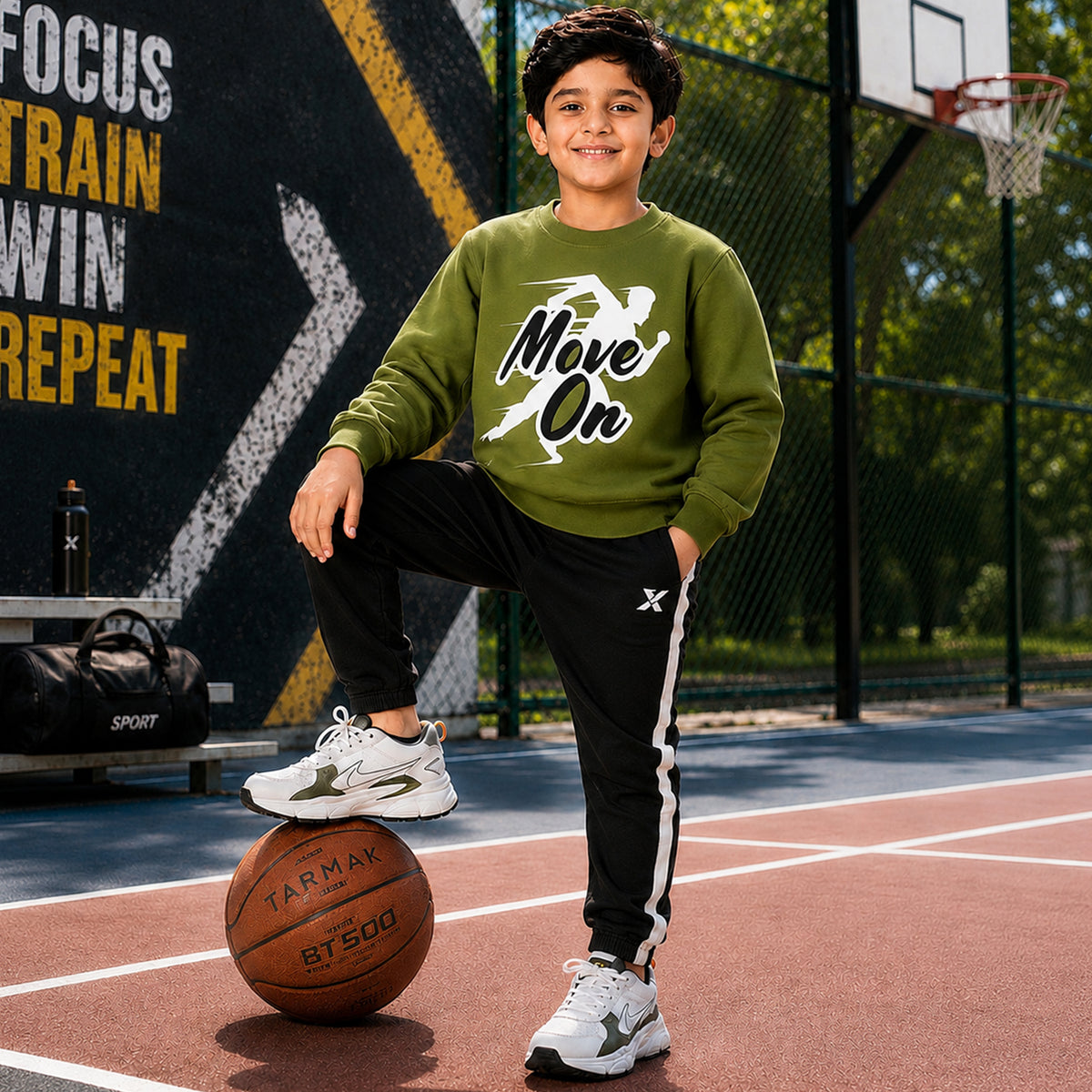 Kuchipoo Boys Graphic Printed Full Sleeve Round Neck Sweatshirt | Regular Fit Winterwear