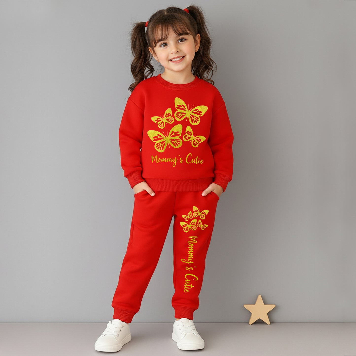 Kuchipoo Girls Winterwear Sweatshirt and Trackpant Set With Pocket