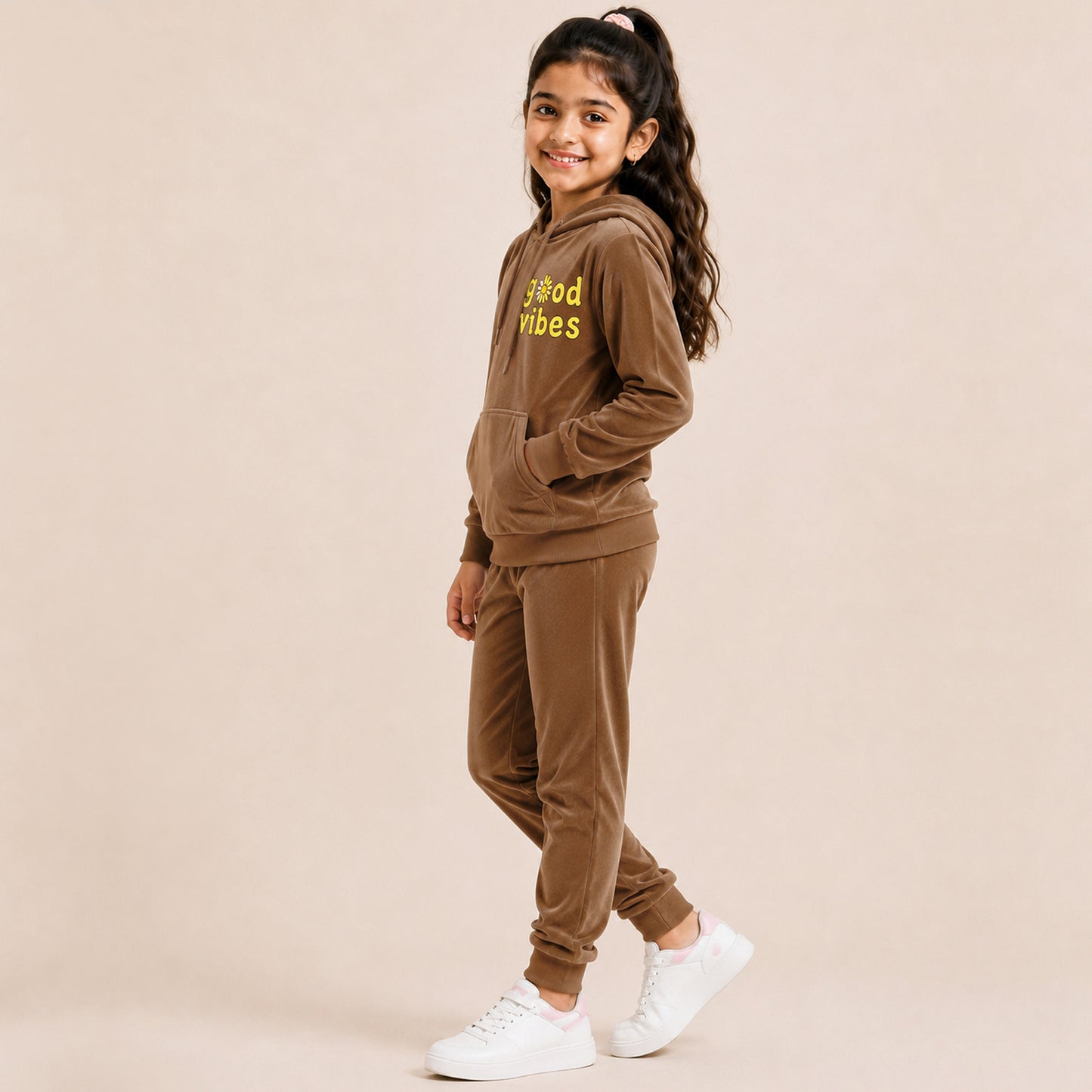 Kuchipoo Girls Velvet Hooded Sweatshirt & Jogger Set | Soft Velour Hoodie with Kangaroo Pocket & Pajama | Warm Full Sleeve Winterwear