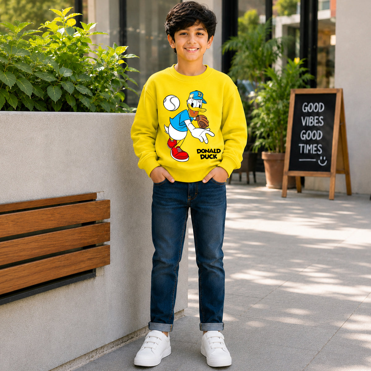 Kuchipoo © Disney Boys Donal Duck Graphic Printed Full Sleeve Round Neck Sweatshirt | Regular Fit Winterwear