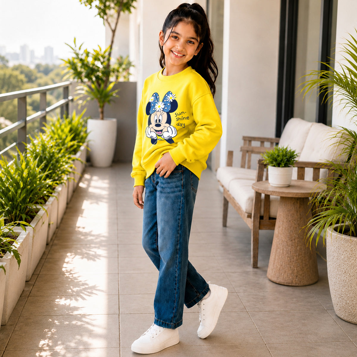 Kuchipoo © Disney Girls Minnie Mouse Graphic Printed Full Sleeve Round Neck Sweatshirt | Regular Fit Winterwear