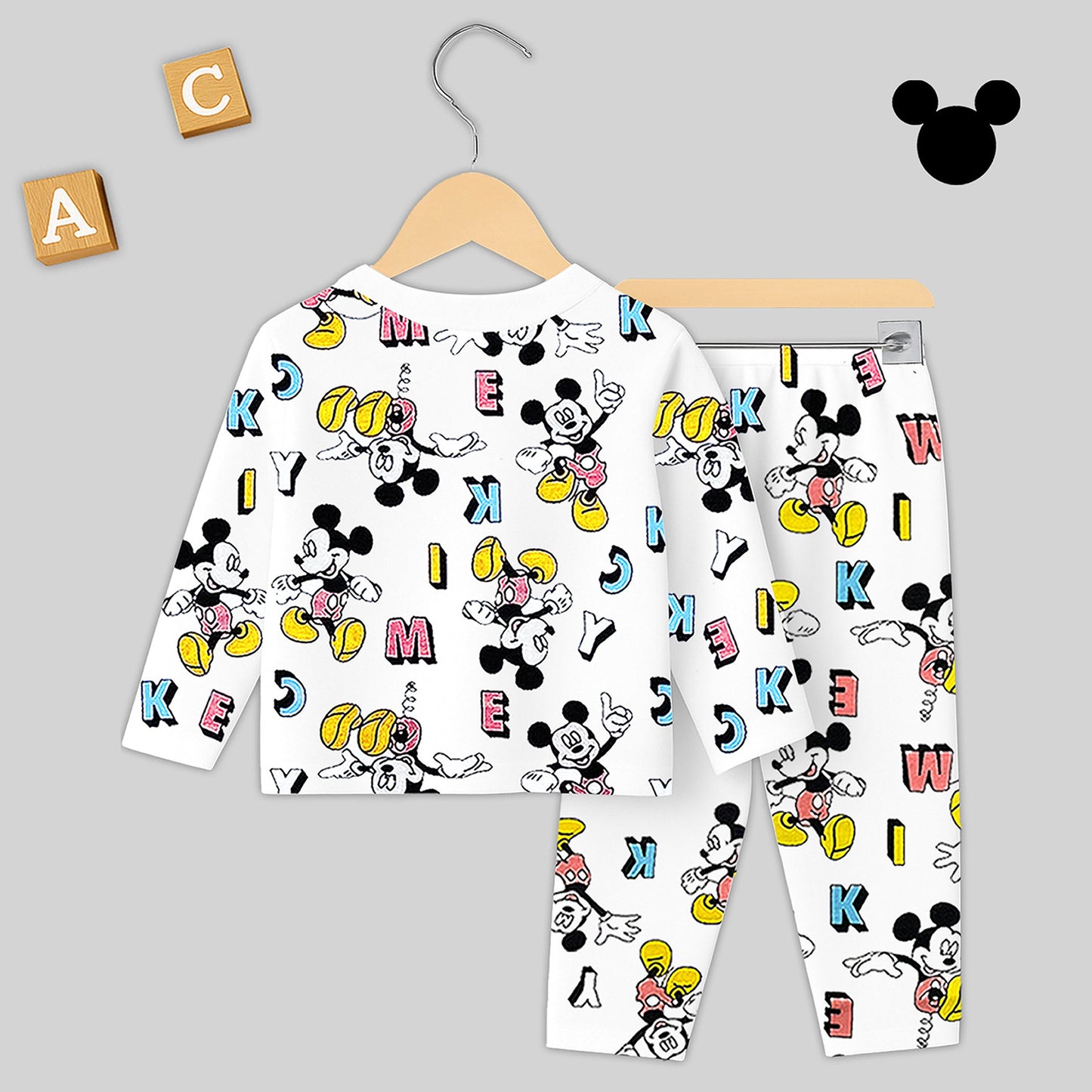 KUCHIPOO Â© Disney Boys T-Shirt and Pyjama Set