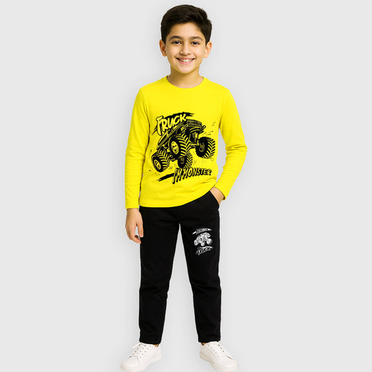 KUCHIPOO  Boys T-Shirts and Trackpants Set