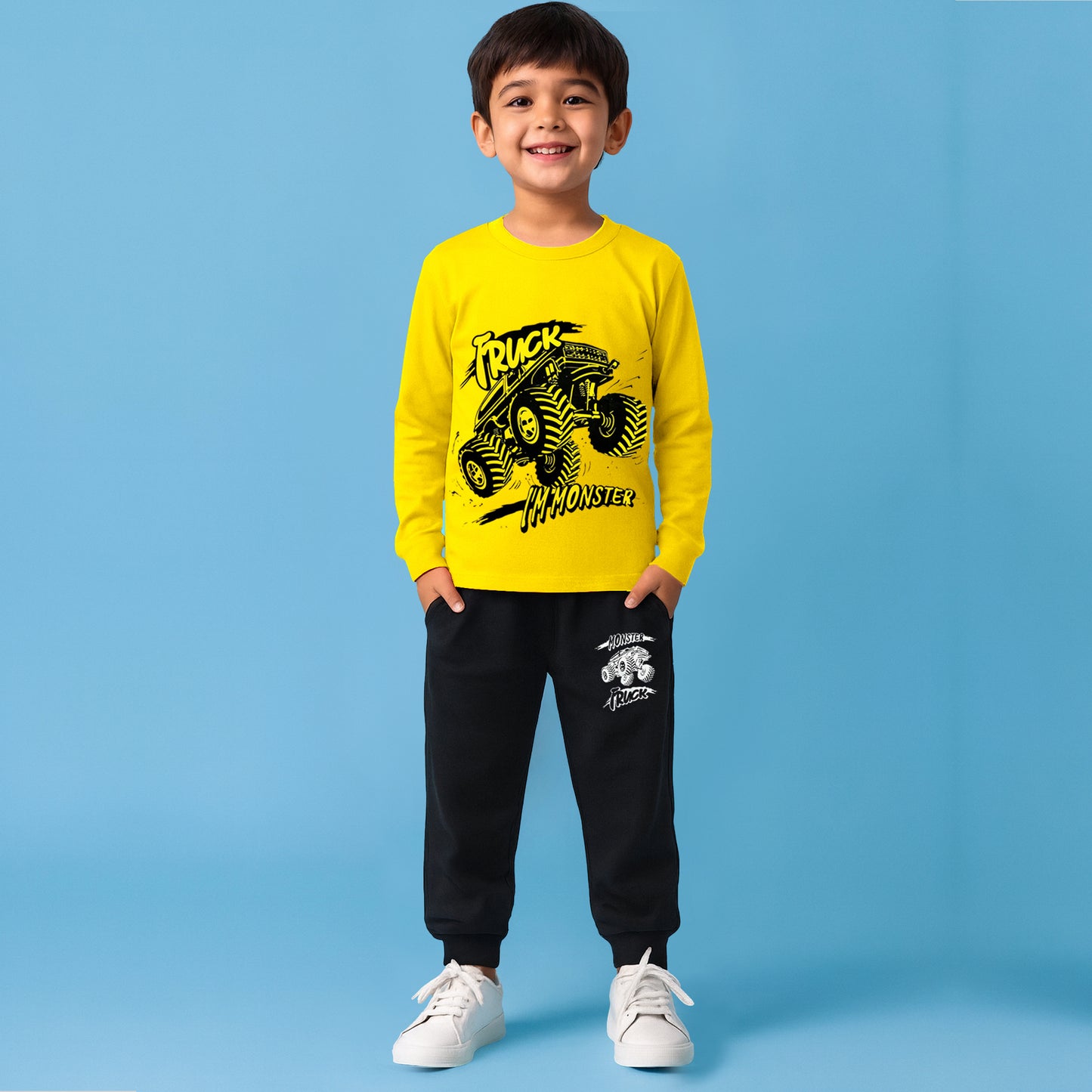 KUCHIPOO  Boys T-Shirts and Trackpants Set