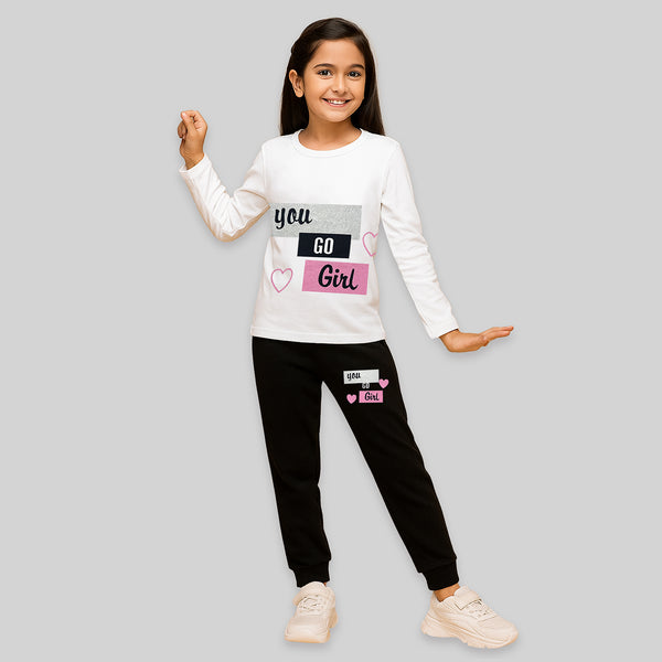 KUCHIPOO  Girls T-Shirts and Trackpants Set